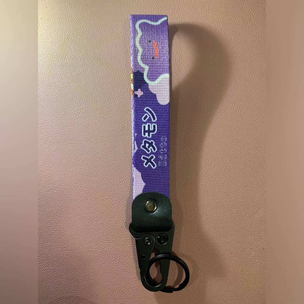Pokemon Keychain - Ditto - Picture 2 of 2